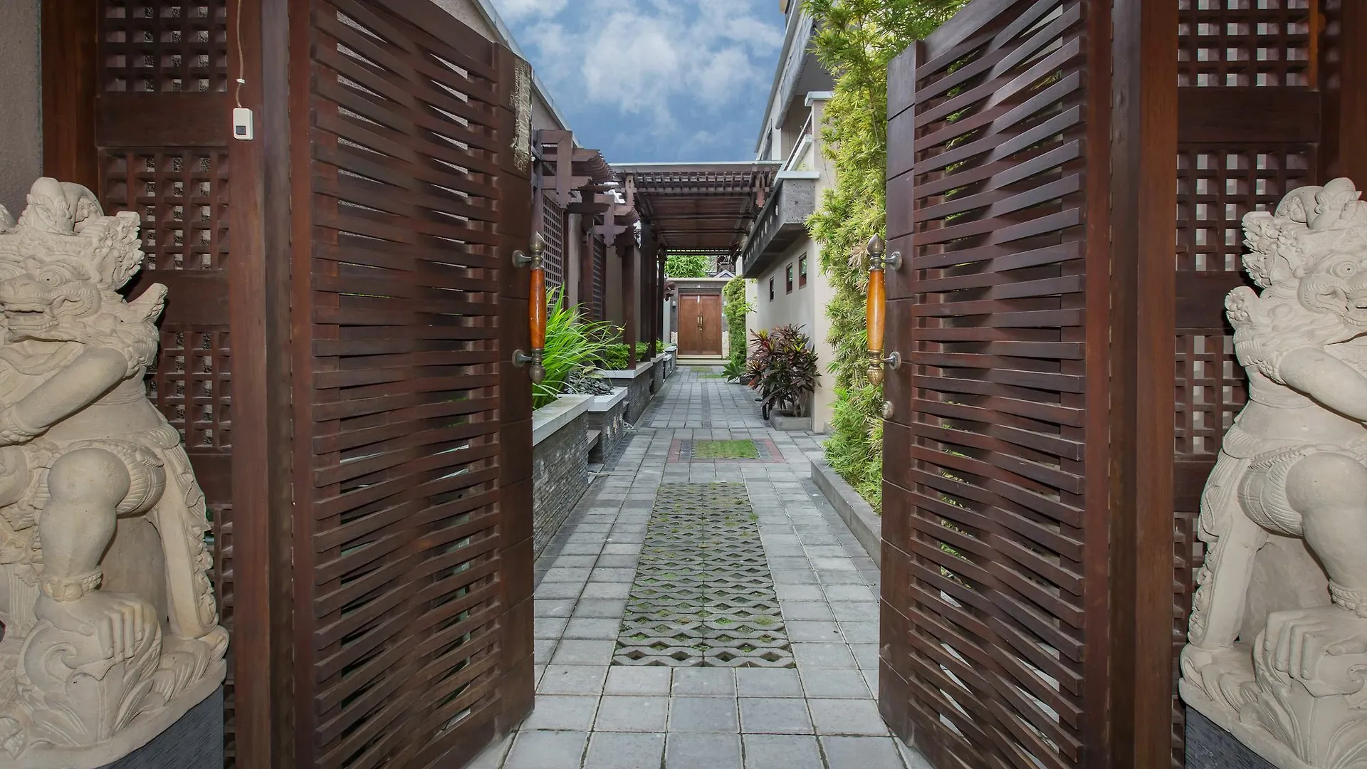 Dreamscape Bali Villa Managed By The Kunci Семиньяк Индонезия